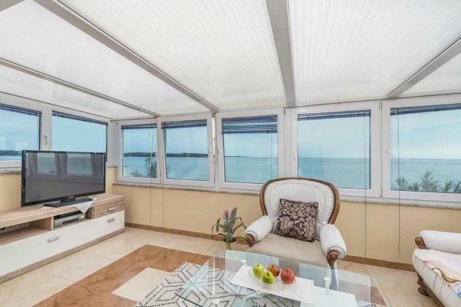 Apartment Lion Novigrad  Luaran gambar